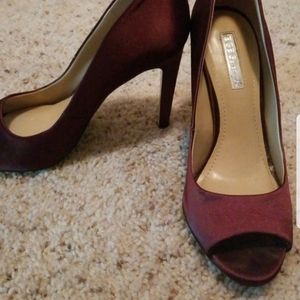 BCBGENERATION burgundy peep toe pumps